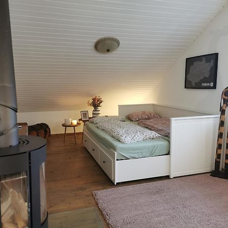 Wohnung In Idyllischem Oertchen Meschede Extérieur photo