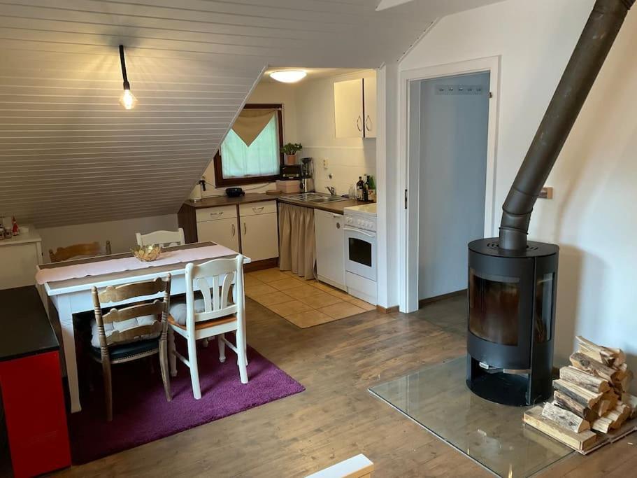 Wohnung In Idyllischem Oertchen Meschede Extérieur photo